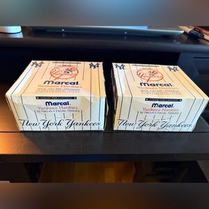 NWT Marcal Yankees Collector's Edition Hankies - Blue and White